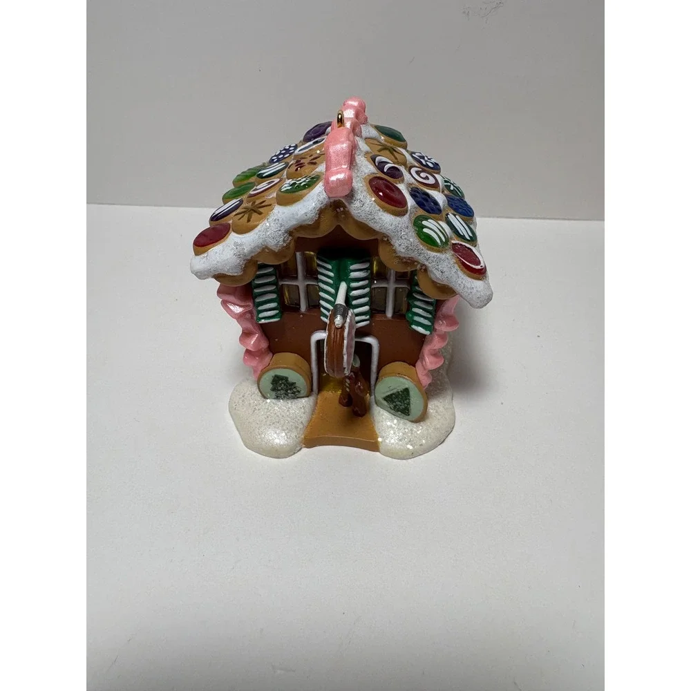 2007 Hallmark Keepsake Bake Shop Noelville Second in Series Ornament QX7009